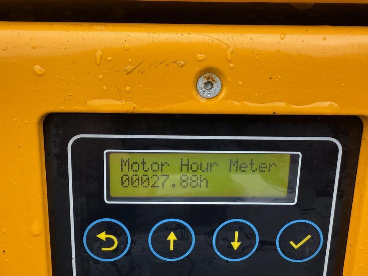 Used JCB S1530E 6m Electric Scissor Lift