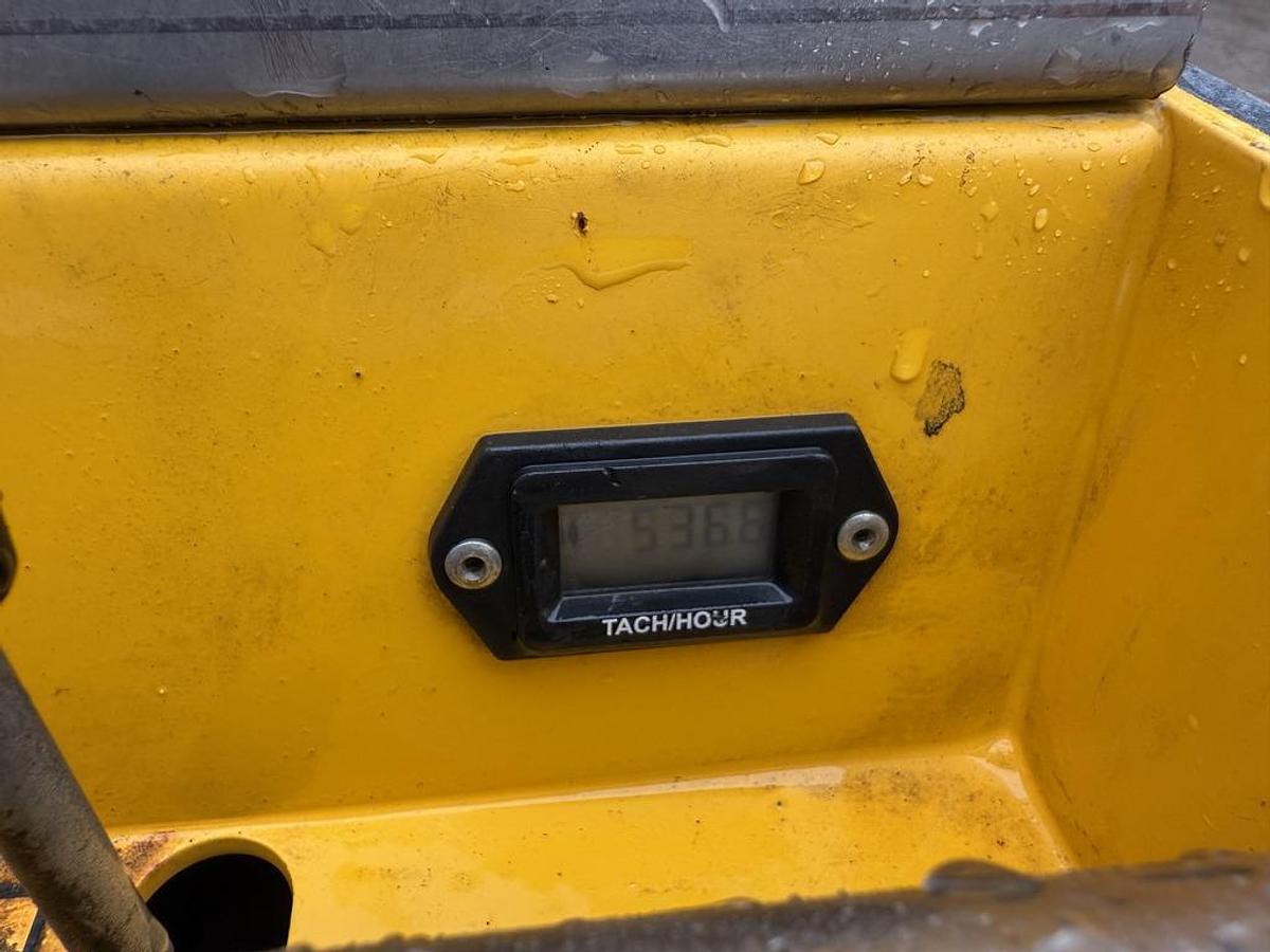 Used Dragon CR300 Tracked Mini Crusher