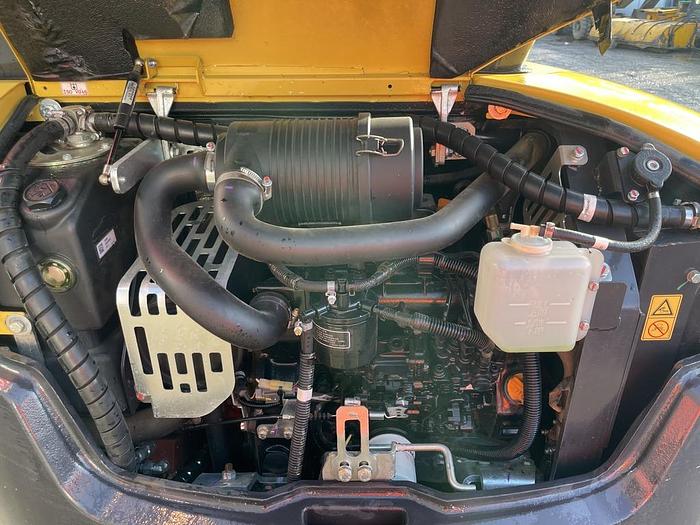 Used Yanmar SV26 2.7t Mini Excavator