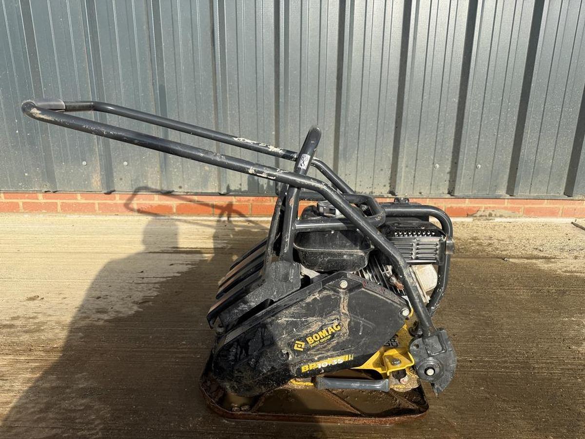 Used Bomag BP 10/35 65kg Plate Compactor
