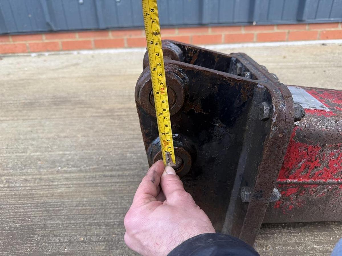 Used Socomec DMS 95/2 1,2 - 1,8 t Hydraulic Breaker