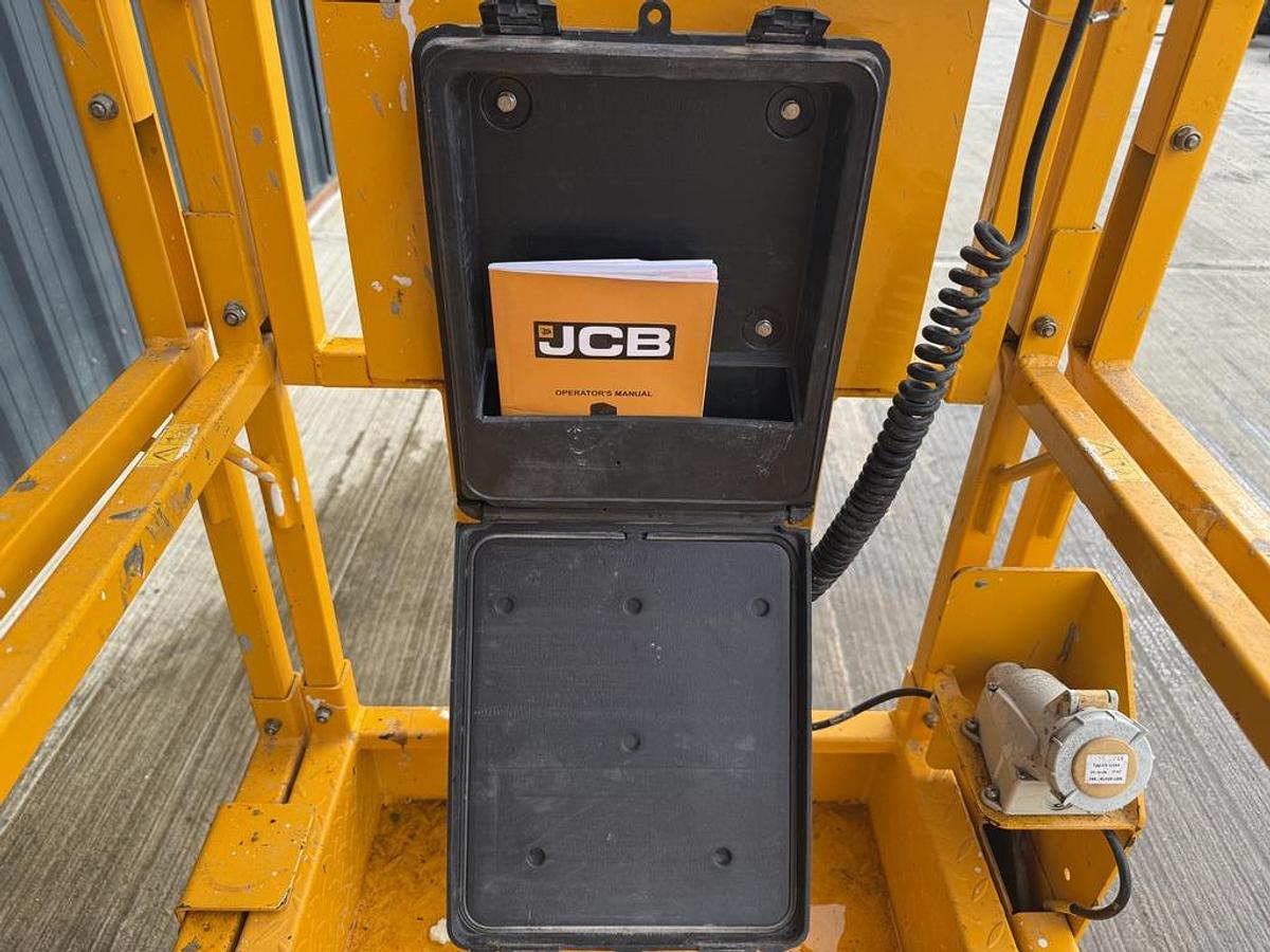 Used JCB S1530E 6m Electric Scissor Lift