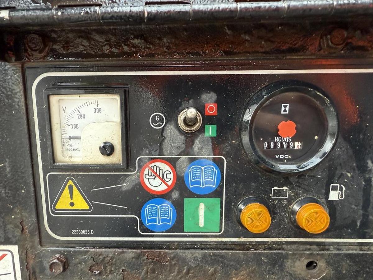 Used Doosan 7/41 4 m3/min Compressor with Generator