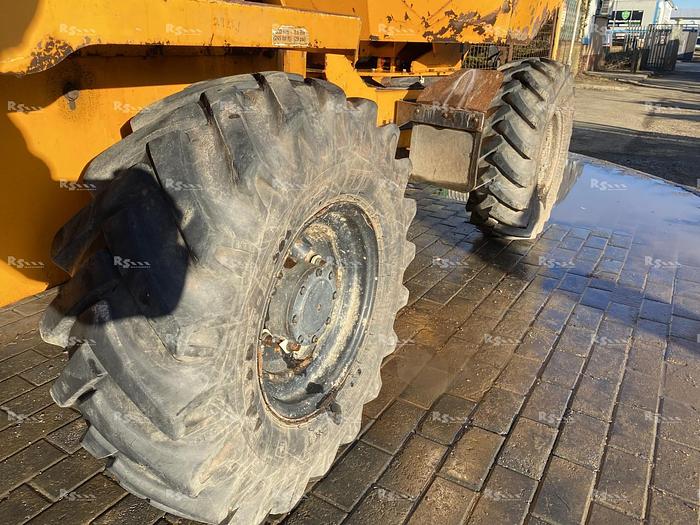 Used THWAITES 3 TONNE SWIVEL