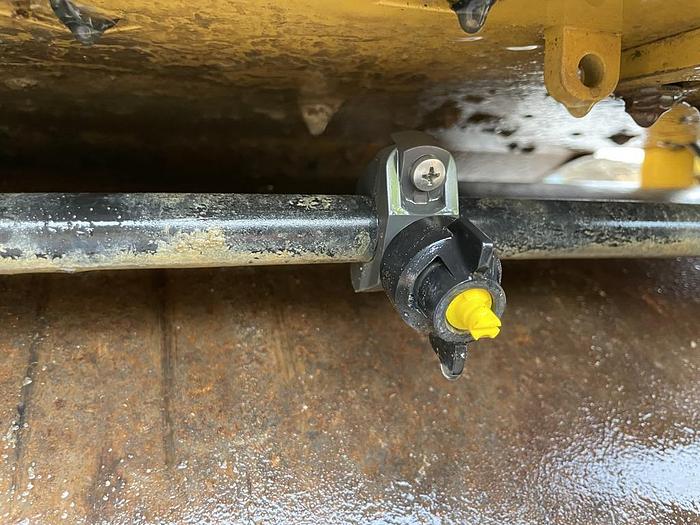 Used Caterpillar CB2.7 2.5t Roller