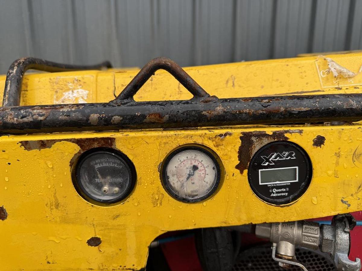Used CompAir C14 1.4 m3/min Compressor