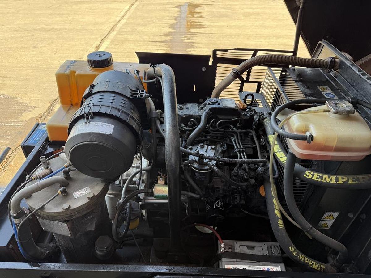 Used Doosan 7/31E 3 m3/min Compressor