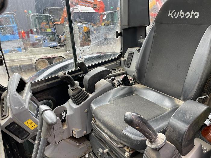 Used KUBOTA U55-4