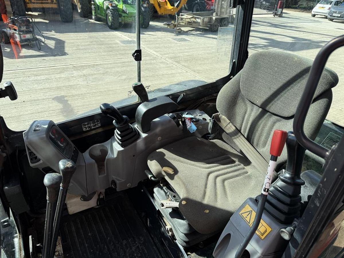 Used Kubota KX027-4 2.7t Mini Excavator