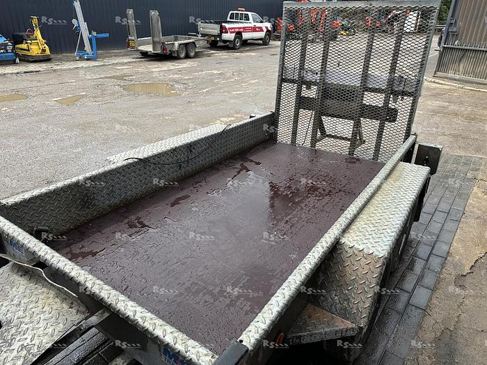 Použitý MEREDITH AND EYRE MEP2784