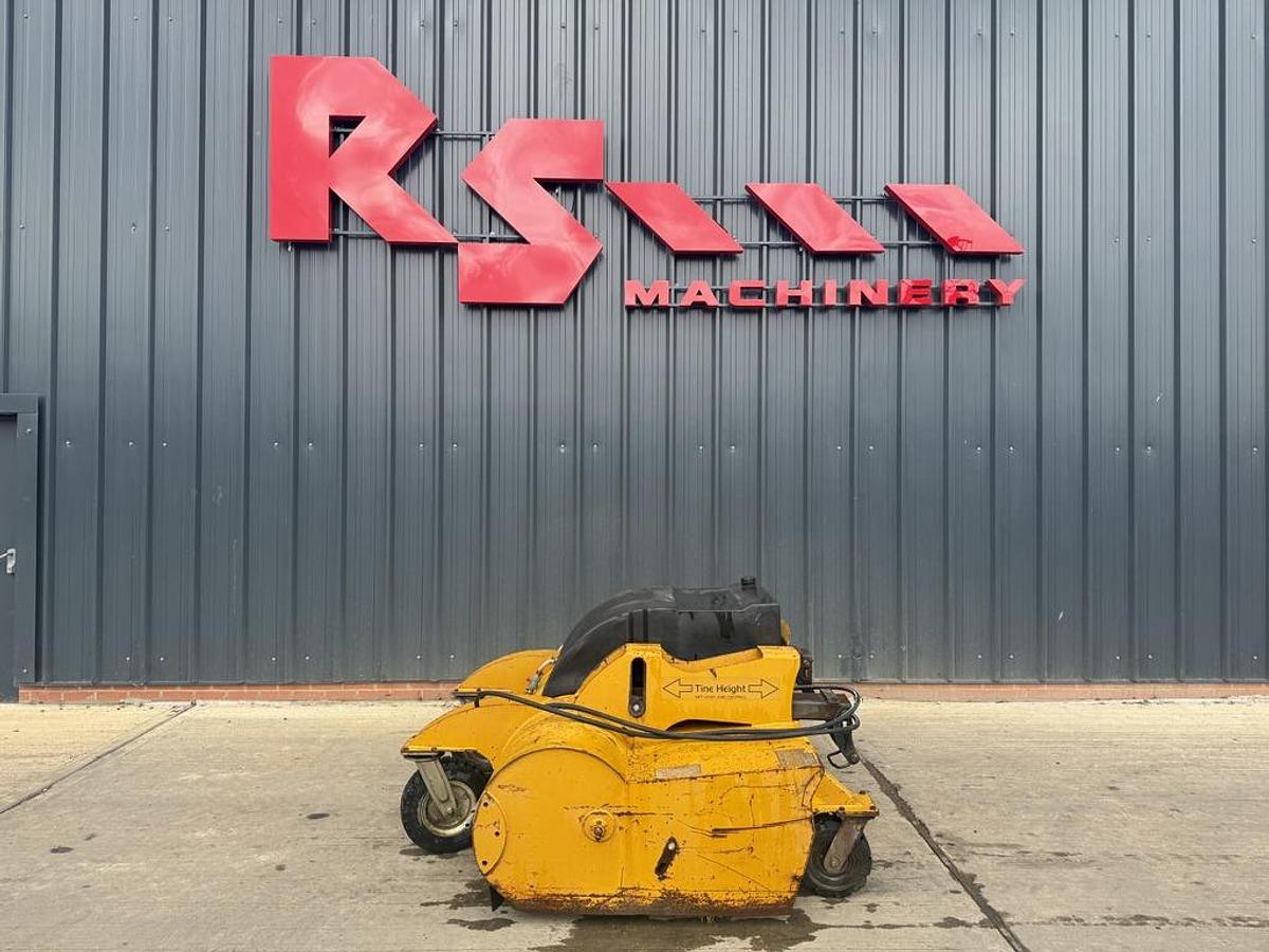 Used Eastern RS220 Sweeper Collector