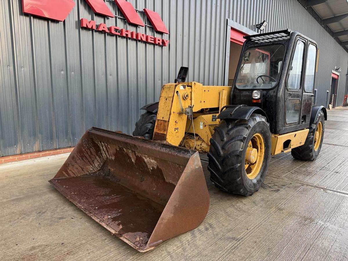 Used Caterpillar TH62 7m Telehandler