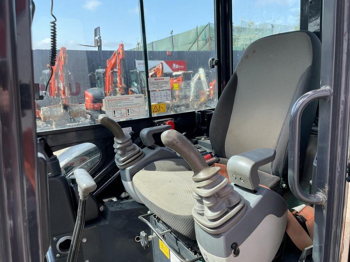 Used Hitachi ZX26 U-6 CR 2.7t Mini Excavator