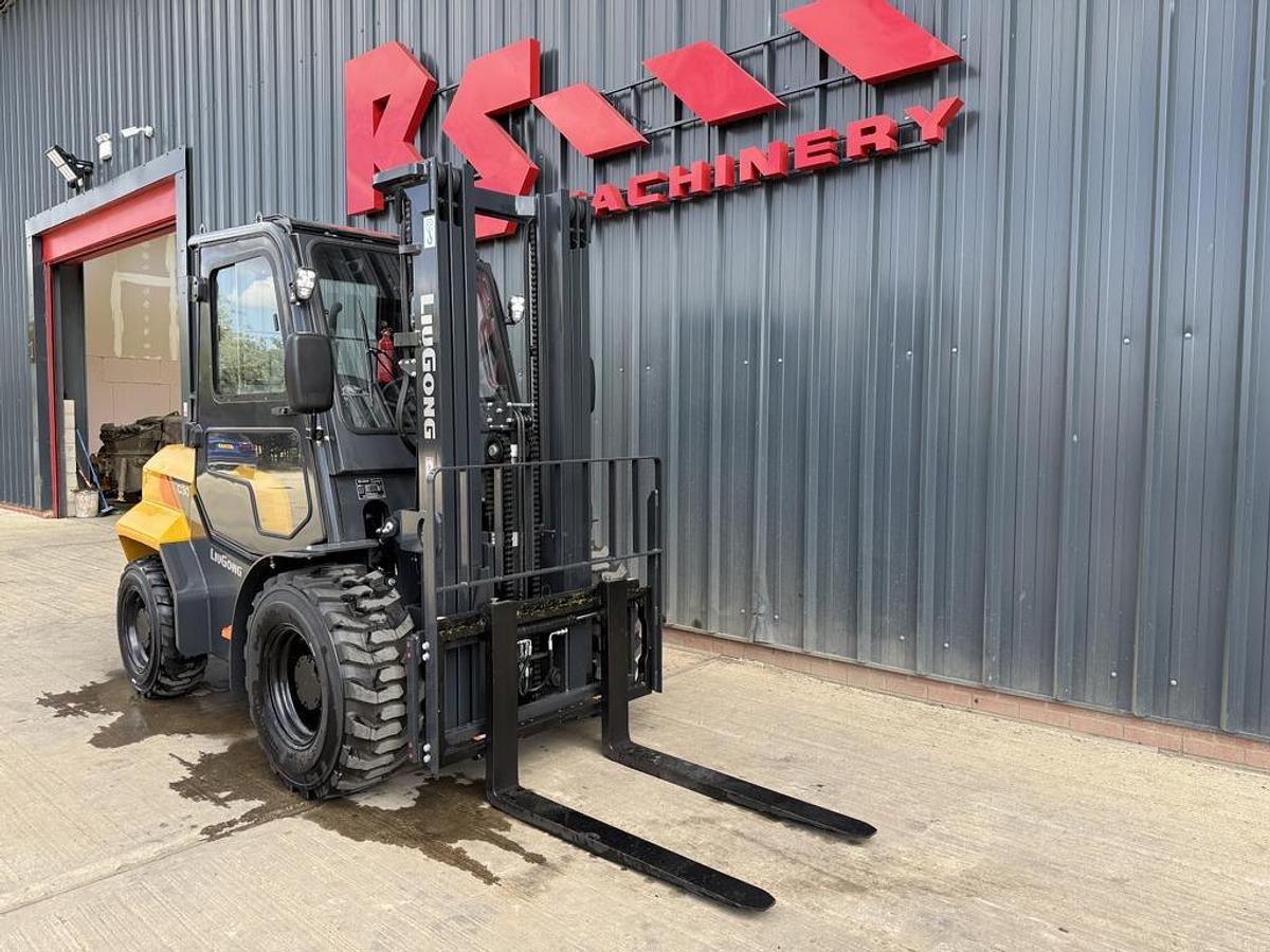 Used LiuGong CLG2030H-RT4 3t Rough Terrain Forklift