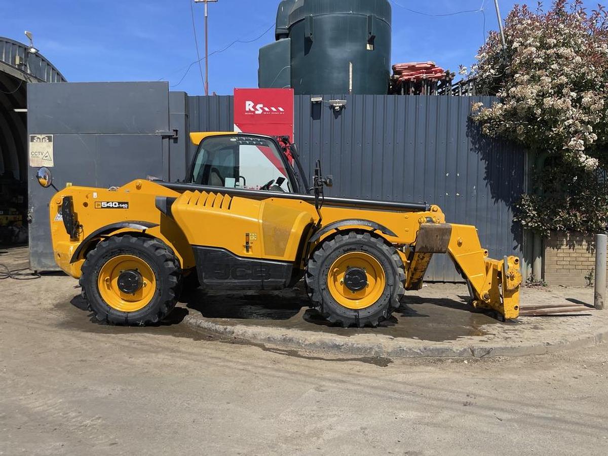 Used JCB 540-140 14m Telehandler
