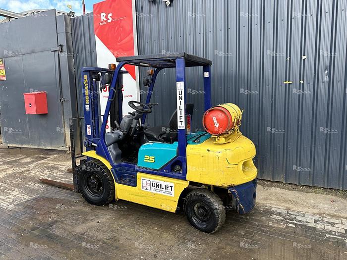 Used KOMATSU FG25 T-12