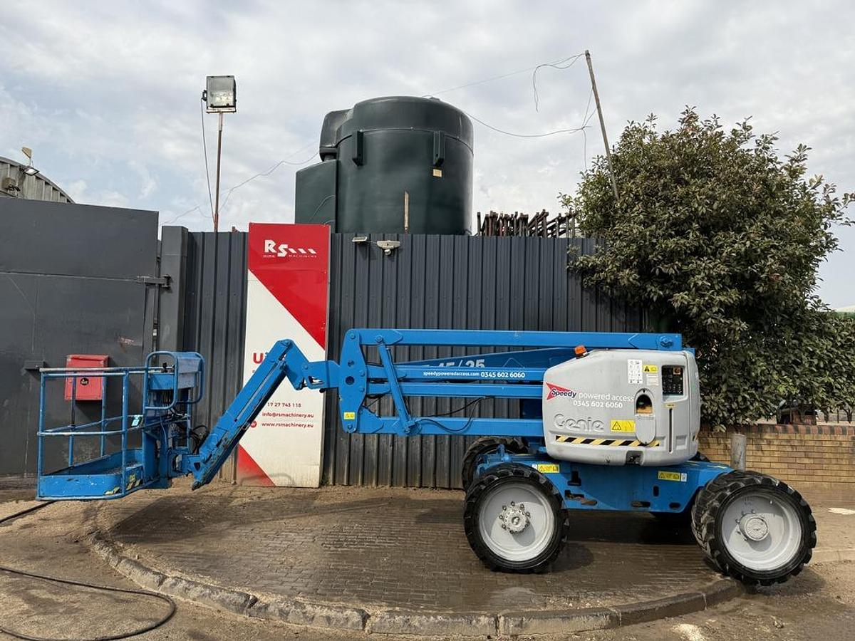 Used Genie Z-45/25 16m Cherry Picker