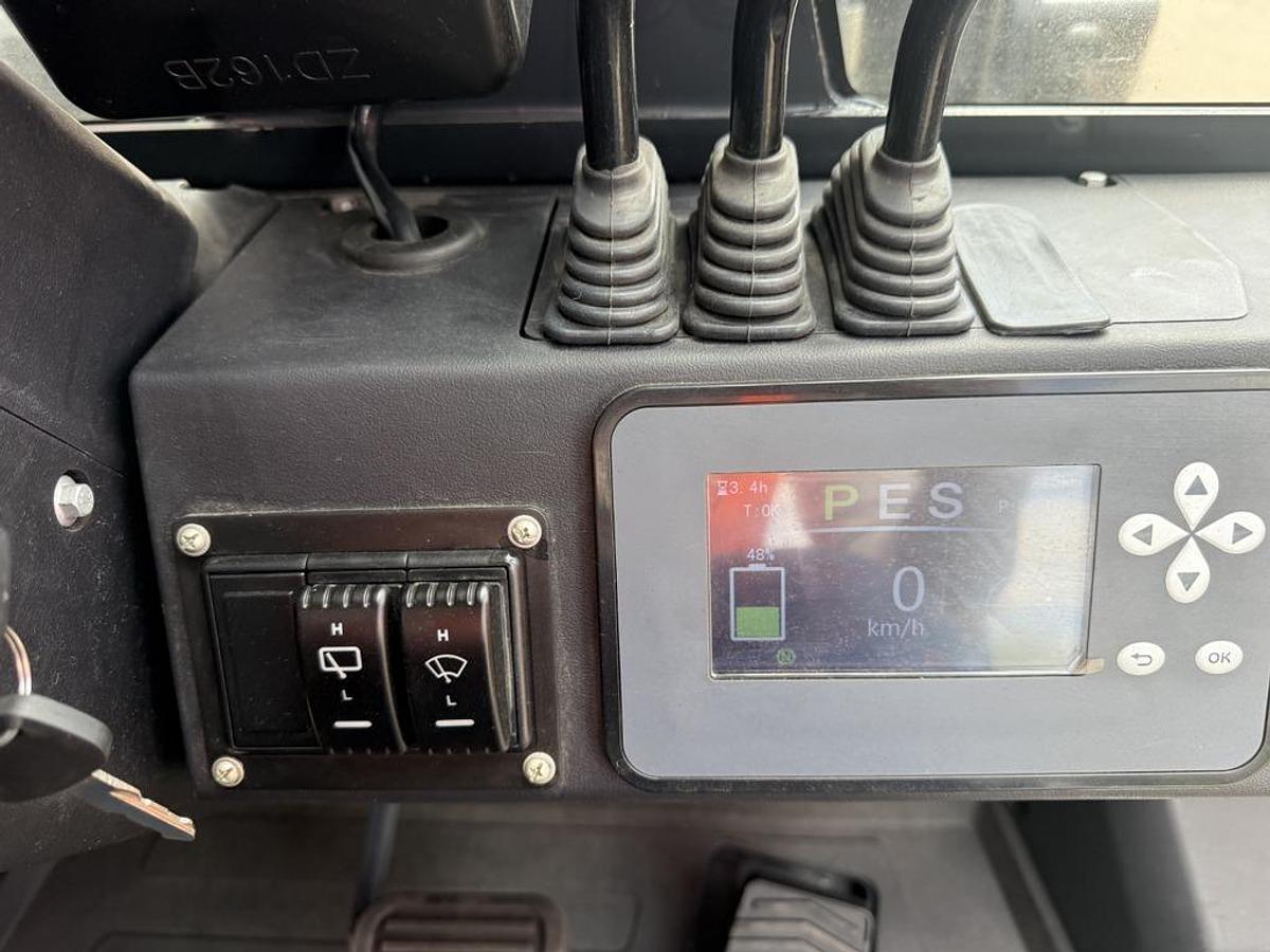 Used LiuGong CPD20 2t Electric Forklift