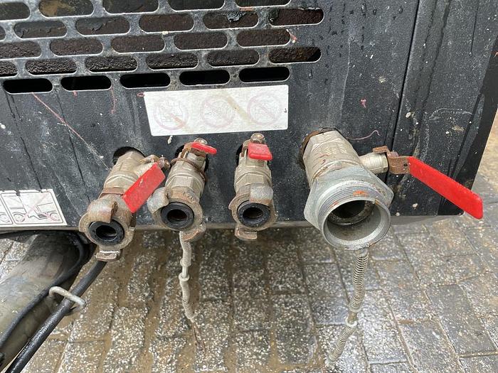 Used DOOSAN 7/72 6.8 m3/min Compressor