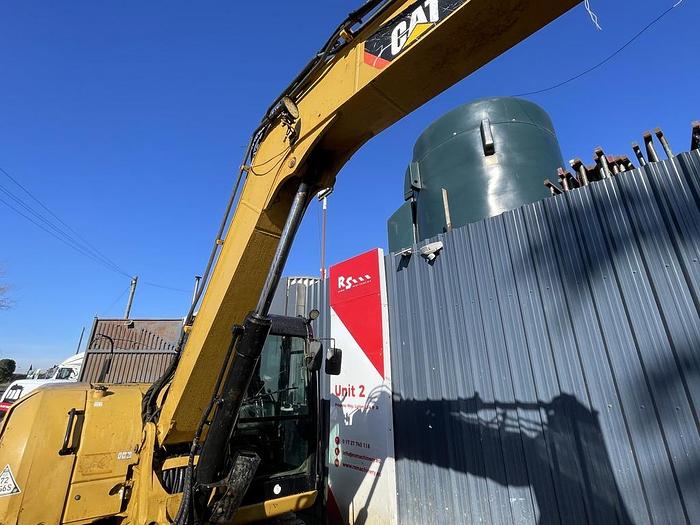 Used Caterpillar 308E 8t Midi Excavator