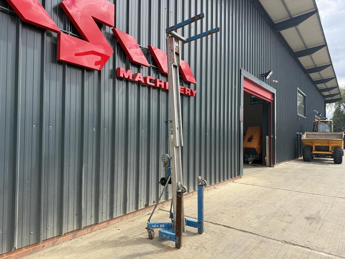 Used Genie SLA-10 Material Lift