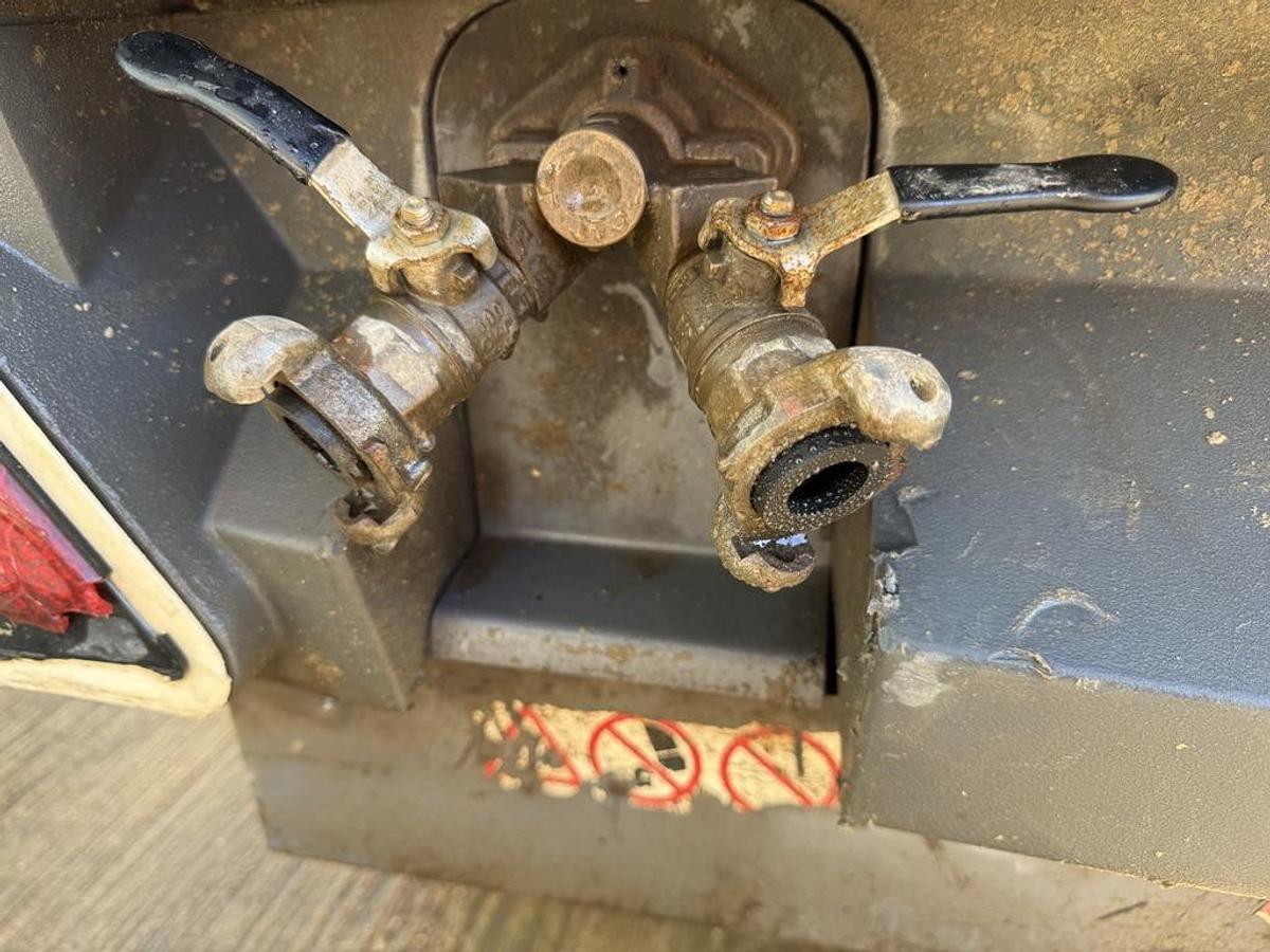 Used Atlas Copco XAS67 3.6 m3/min Compressor