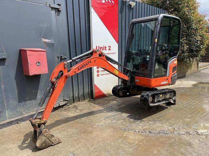 Used KUBOTA KX016-4