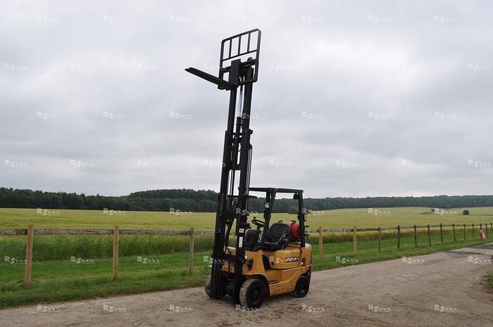 Used CATERPILLAR GP18K