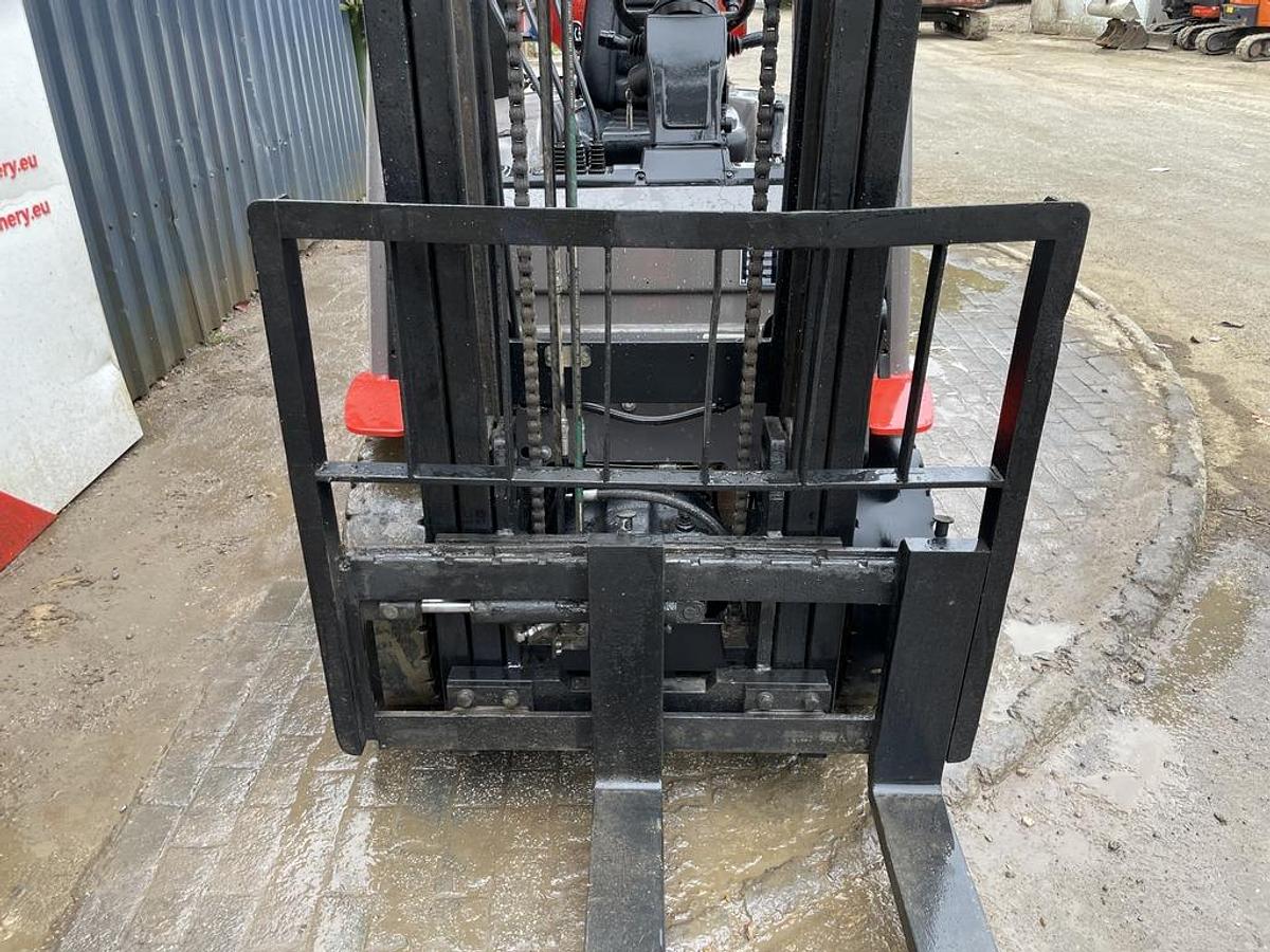 Used Manitou MI25G 2.5t LPG Forklift