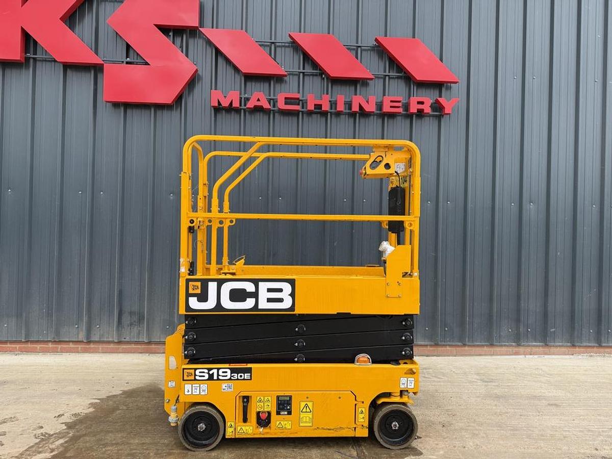 Used JCB S1930E 8m Electric Scissor Lift