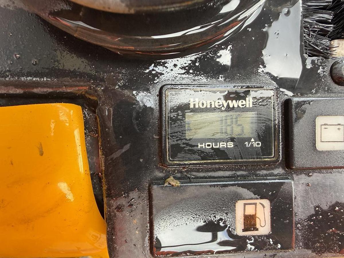 Used JCB 8008 CTS 1t Micro Excavator