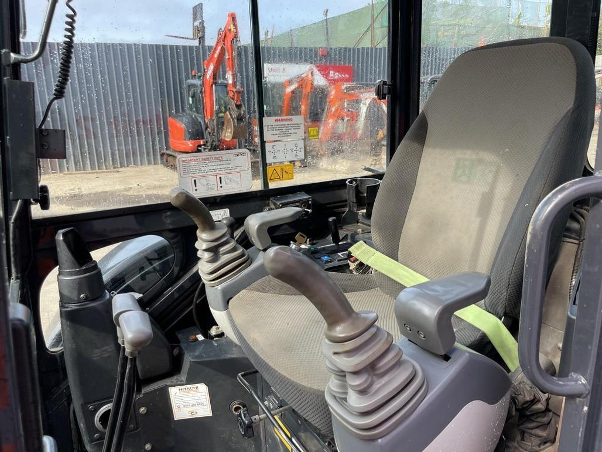 Used Hitachi ZX26 U-6 CR 2.7t Mini Excavator