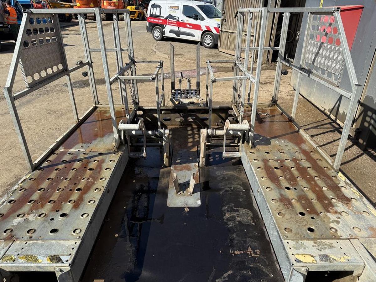 Used Indespension 3.5t Autoclamp Plant Trailer