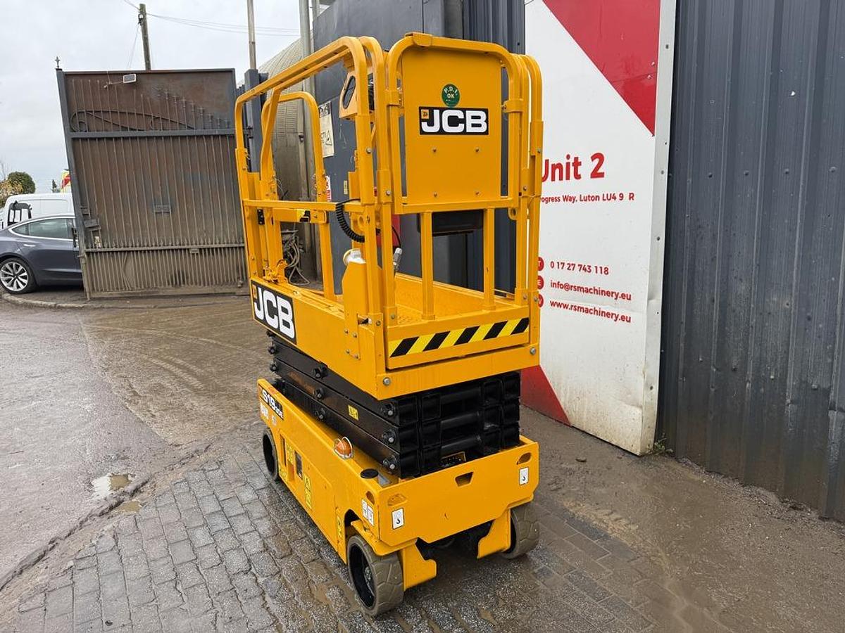 Used JCB S1930E 8m Electric Scissor Lift