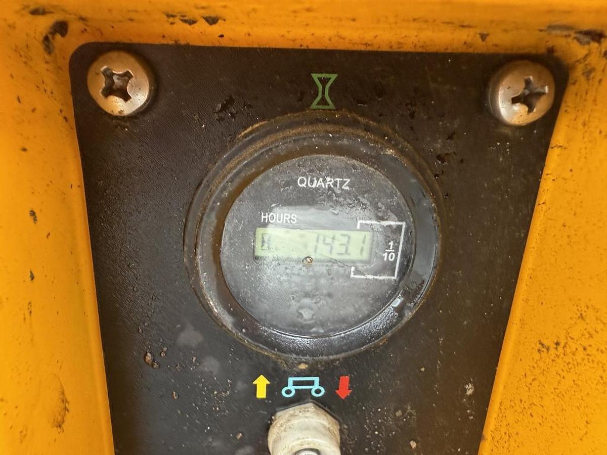 Used JCB S1930E 8m Electric Scissor Lift