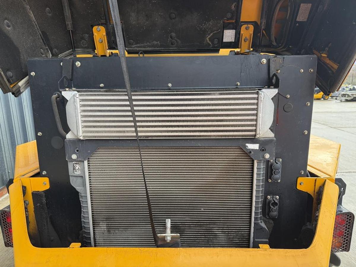 Used JCB 6T-1 ST 6 Ton Swivel Dumper