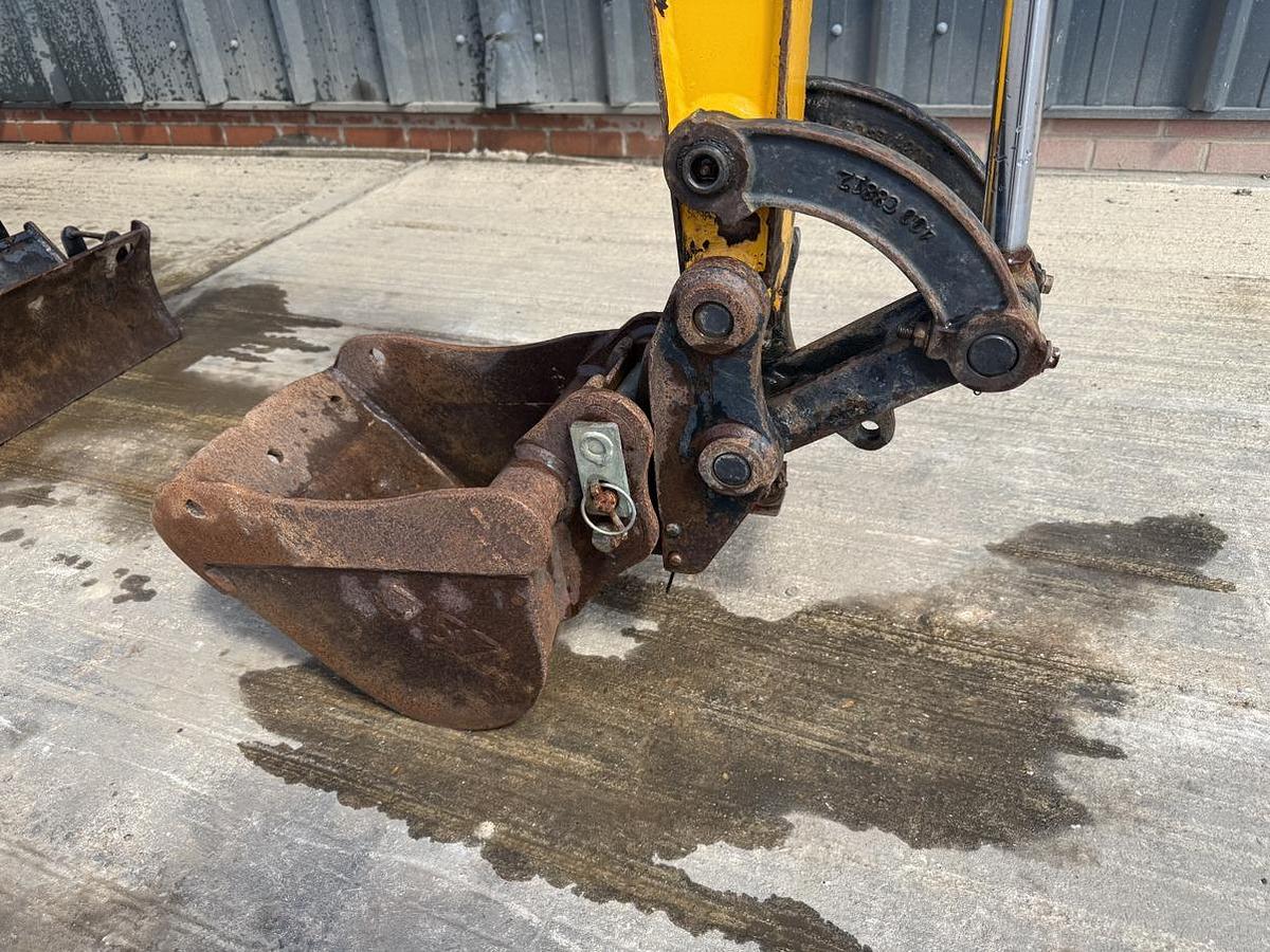 Used 2019 JCB 16C-1