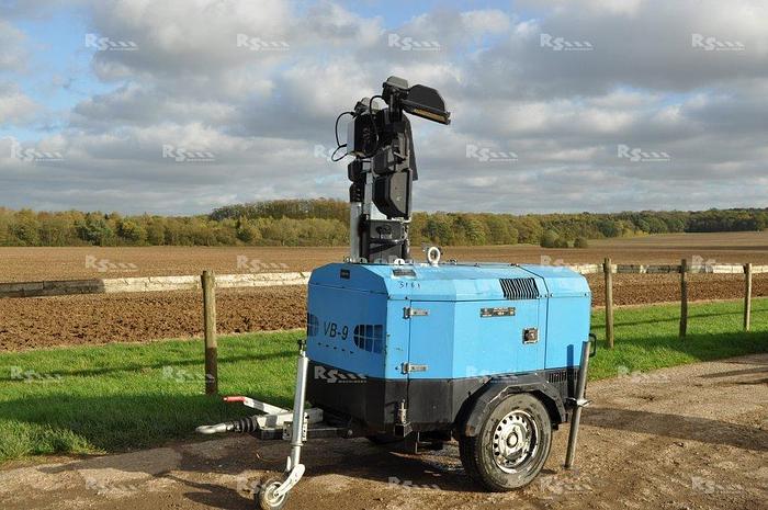 Used TOWER LIGHT VB-9