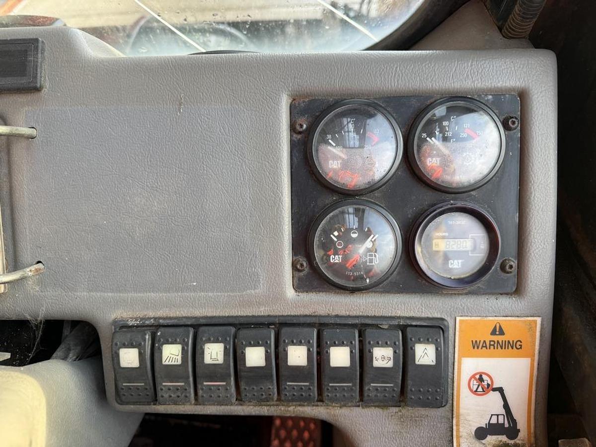 Used Caterpillar TH62 7m Telehandler