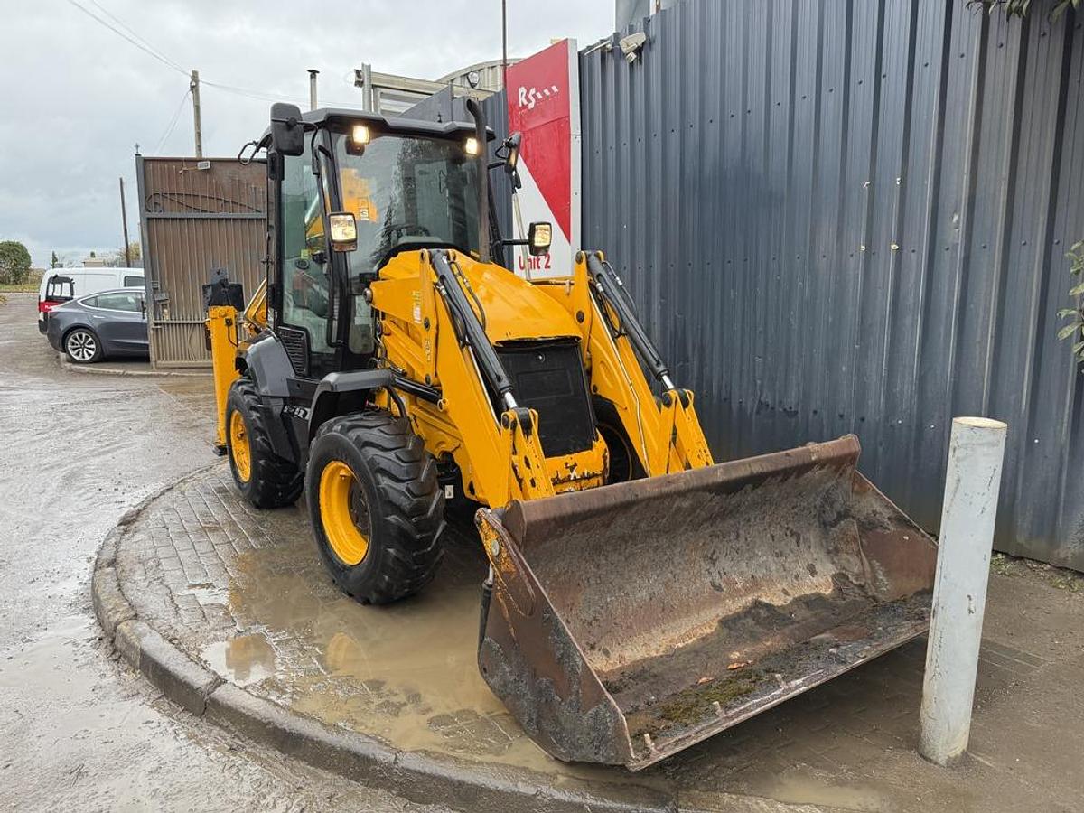 Used JCB 3CX Compact Backhoe Loader