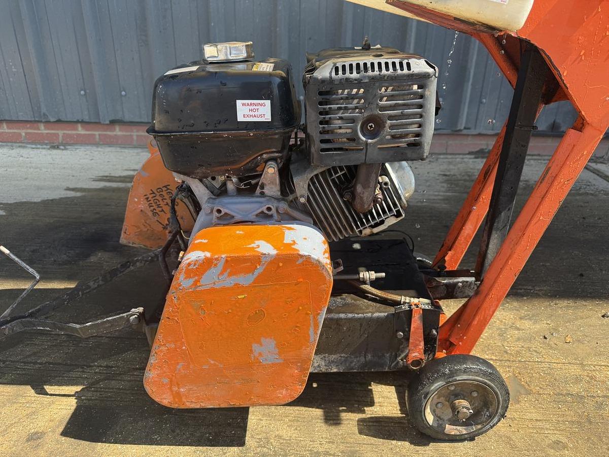 Used Norton Clipper CS451 Floor Saw