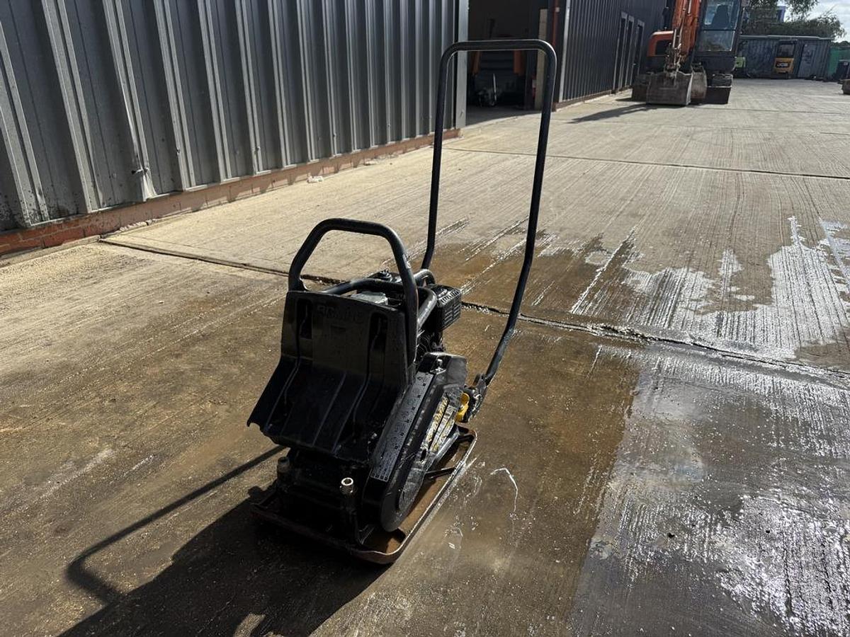 Used Bomag BP 10/35 65kg Plate Compactor