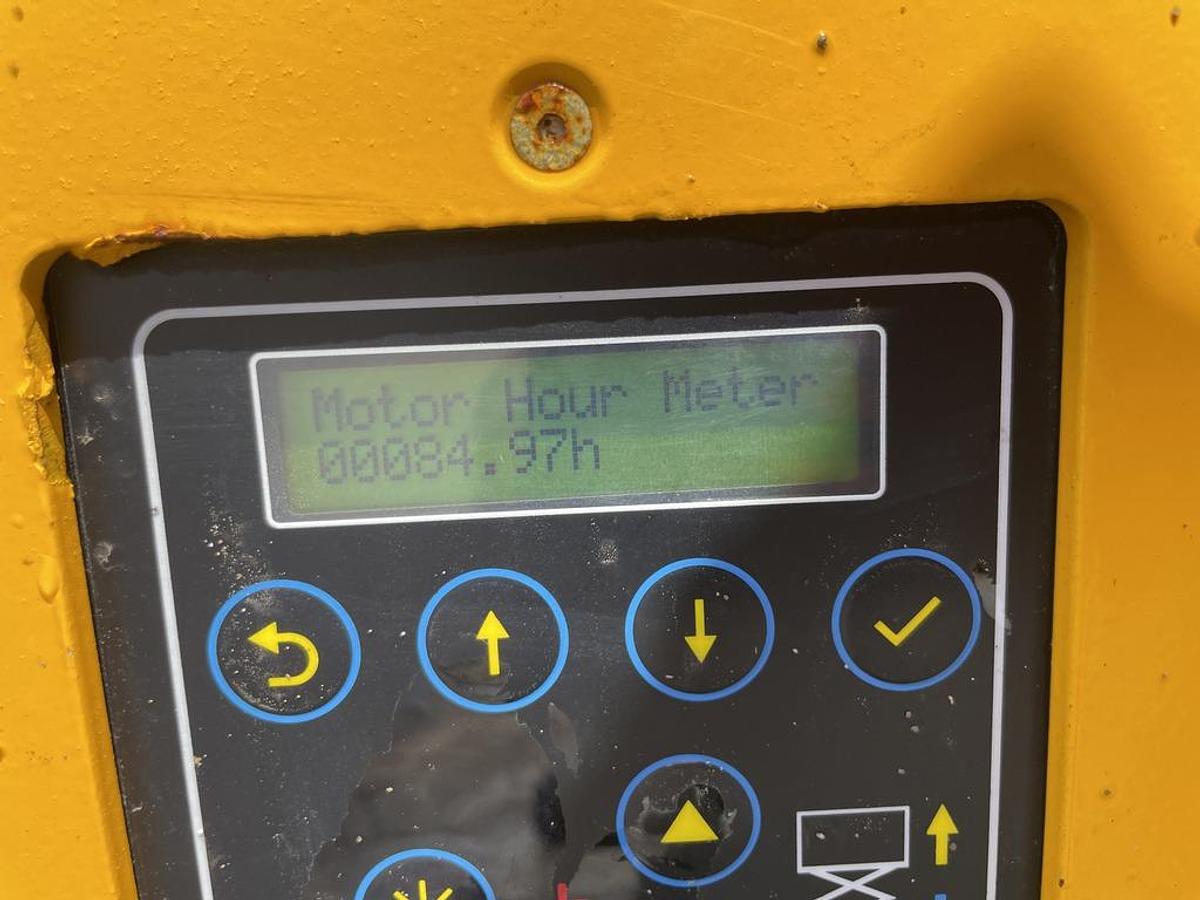 Used JCB S2632E 10m Electric Scissor Lift