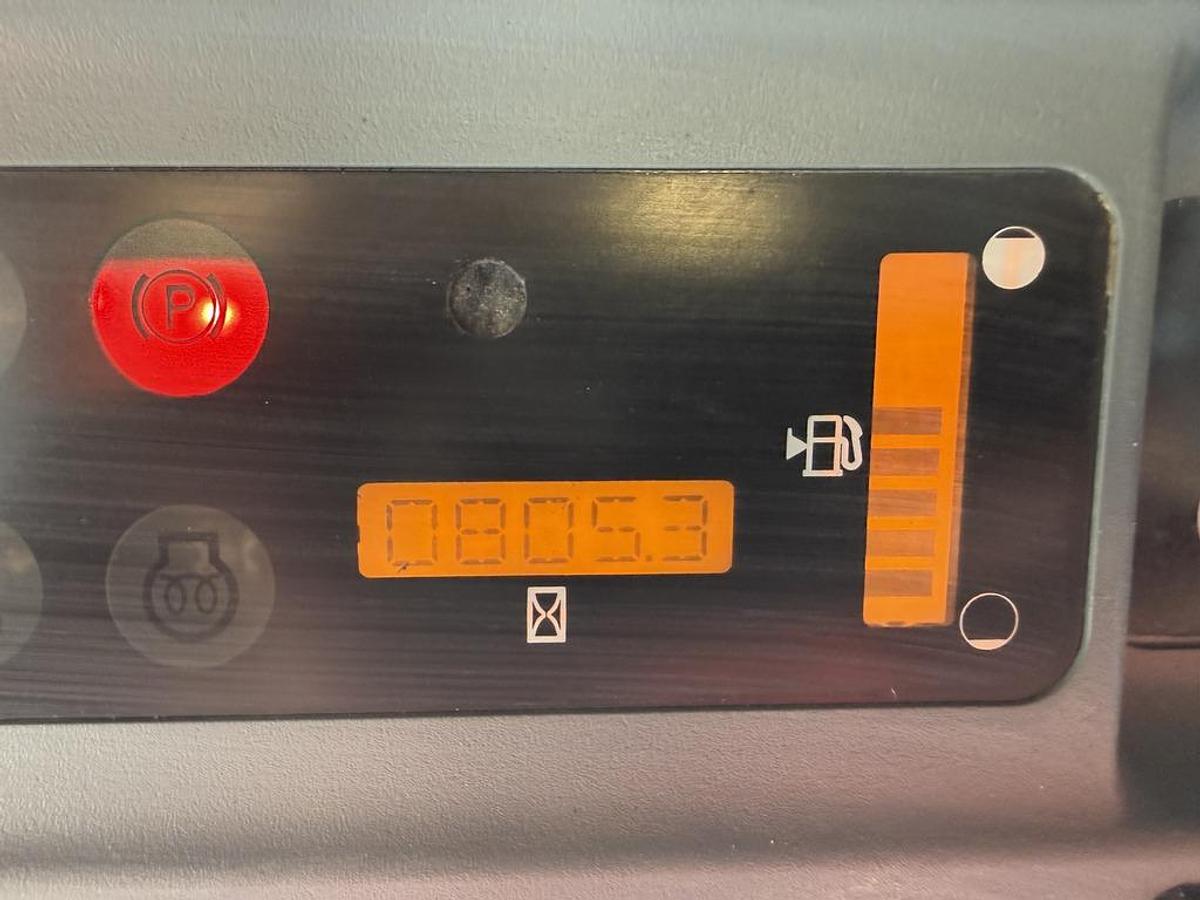 Used New Holland LS185B Skid Steer Loader