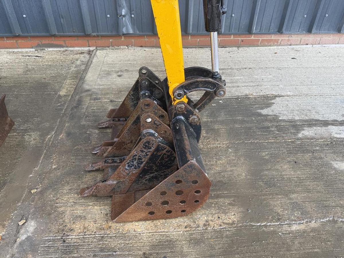 Used JCB 8008 CTS 1t Micro Excavator