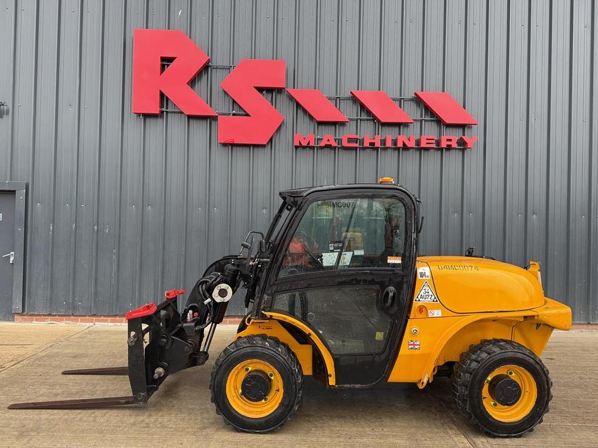 Used JCB 520-40 2t 4m Telehandler