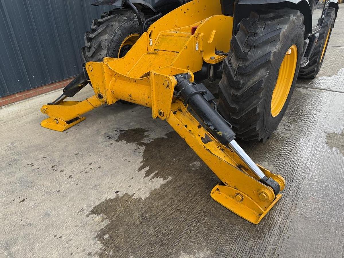 Used JCB 533-105 10.5m Telehandler