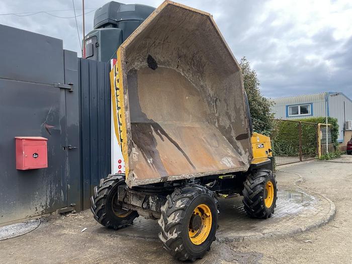 Used JCB 6TST