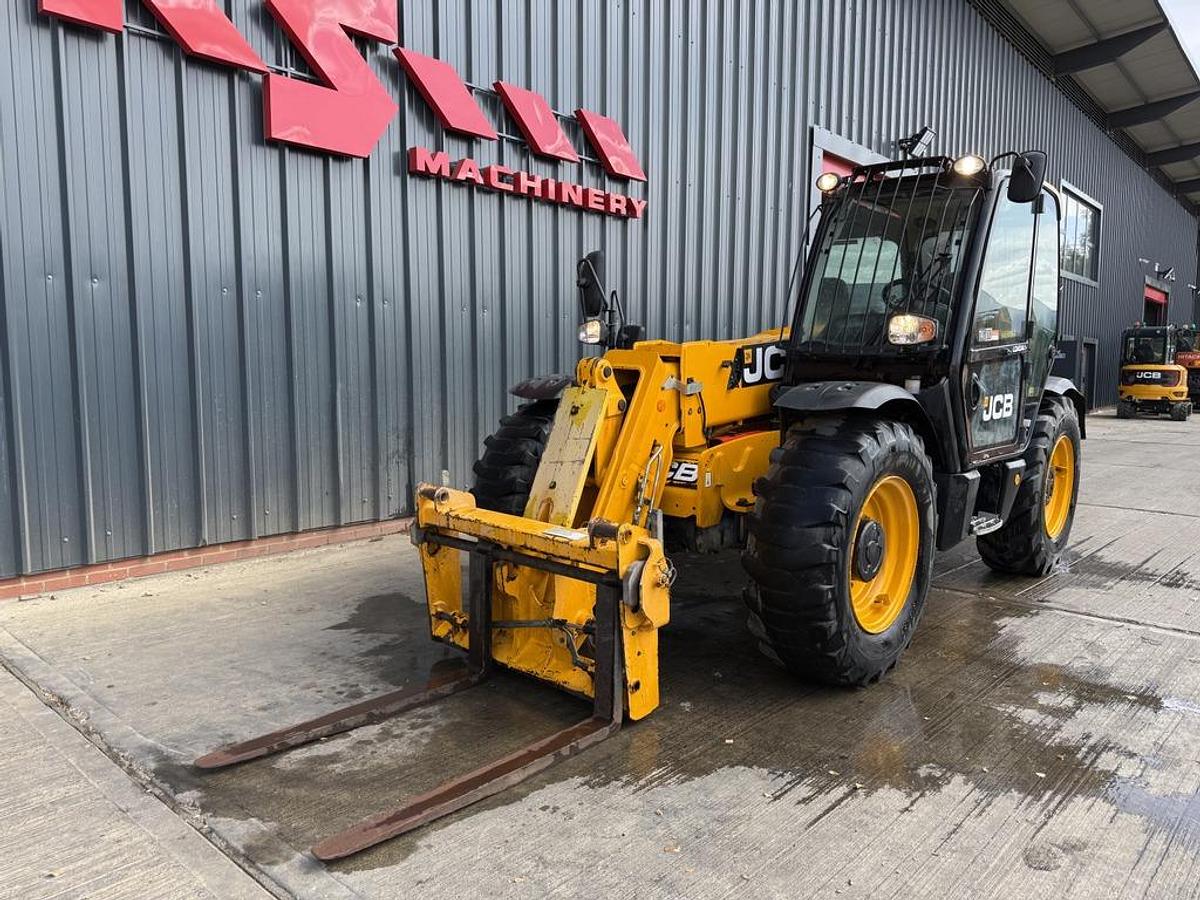 Used JCB 541-70 7m Telehandler