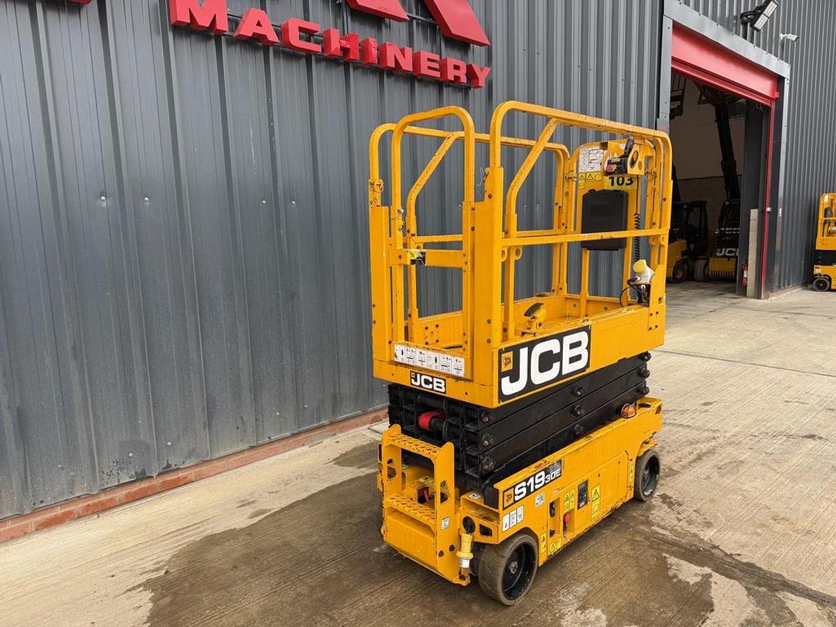 Used JCB S1930E 8m Electric Scissor Lift